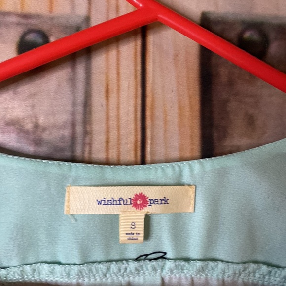 Tab Sleeve Quarter Button Blouse NWOT O - Picture 2 of 4